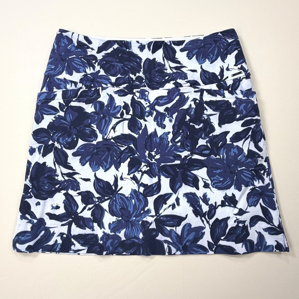 S.C.&CO. Women Navy Blue White Floral Skort Size Medium Activewear Preppy Summer